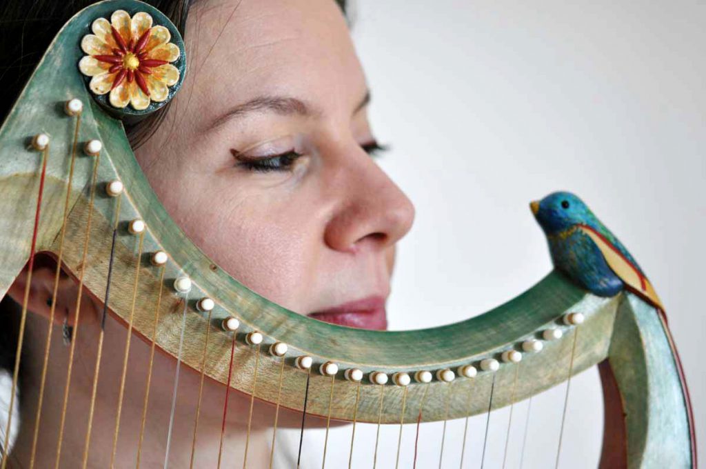 Éva Fogelgesang - Artiste musicienne - Stages Harpe